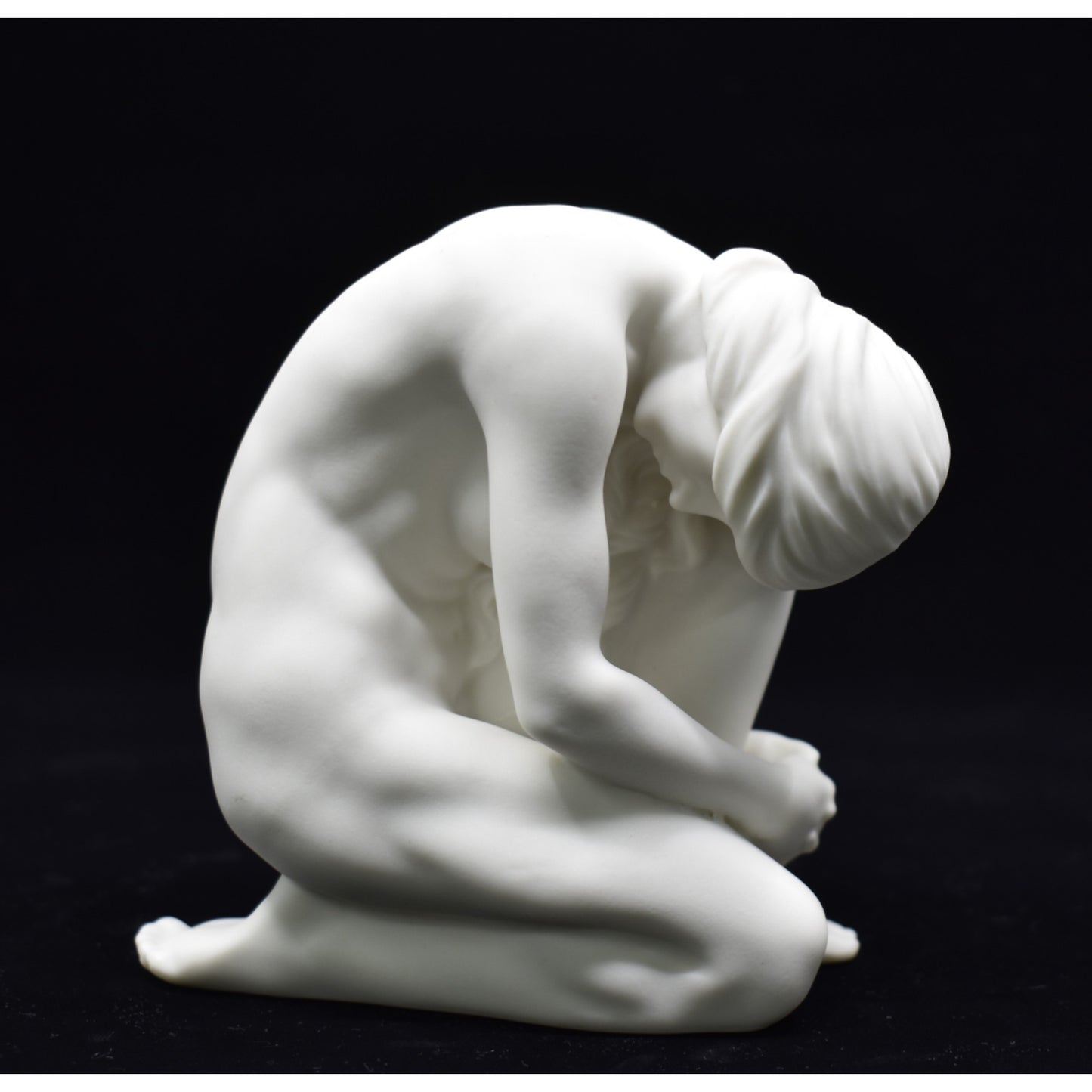 Diz Çökmüş Kadın Figürü | Modern Sanatsal Body Biblo 11 cm