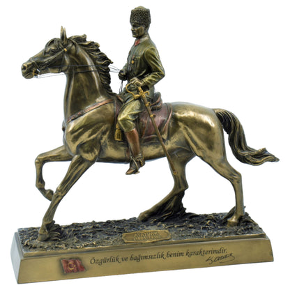 Veronese Atatürk Cavalry Statue Bronze Look Decorative Figurine 28.5 cm