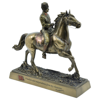 Veronese Atatürk Cavalry Statue Bronze Look Decorative Figurine 28.5 cm
