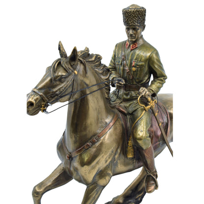 Veronese Atatürk Cavalry Statue Bronze Look Decorative Figurine 28.5 cm