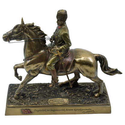 Veronese Atatürk Cavalry Statue Bronze Look Decorative Figurine 28.5 cm