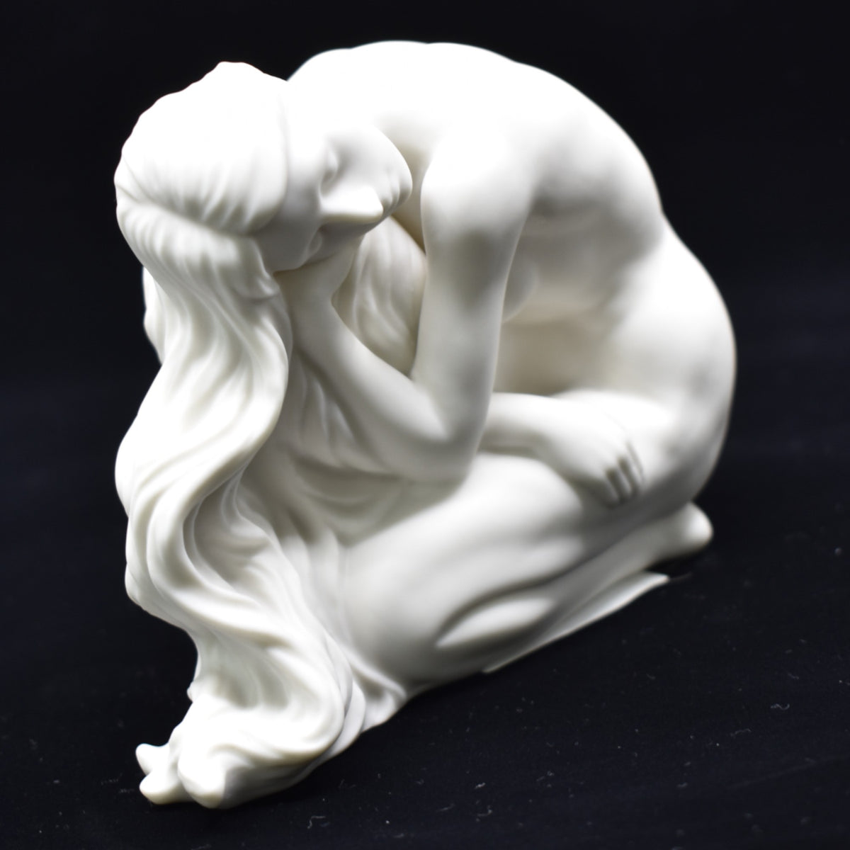 Oturan Kadın Figürü | Modern Sanatsal Body Biblo 12 cm