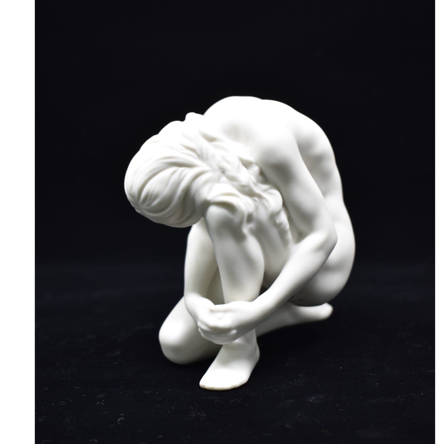 Diz Çökmüş Kadın Figürü | Modern Sanatsal Body Biblo 11 cm
