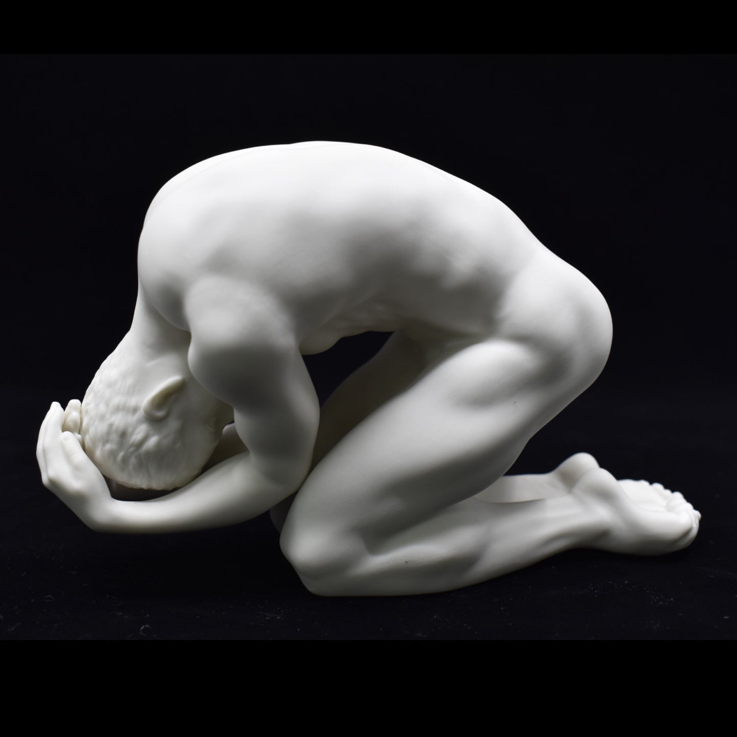 Diz Çökmüş Erkek Figürü | Modern Dekoratif Body Biblo 16 cm