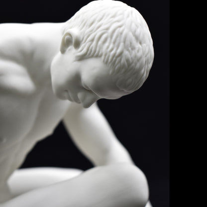 Oturan Erkek Figürü | Modern Sanatsal Body Biblo 19,5 cm
