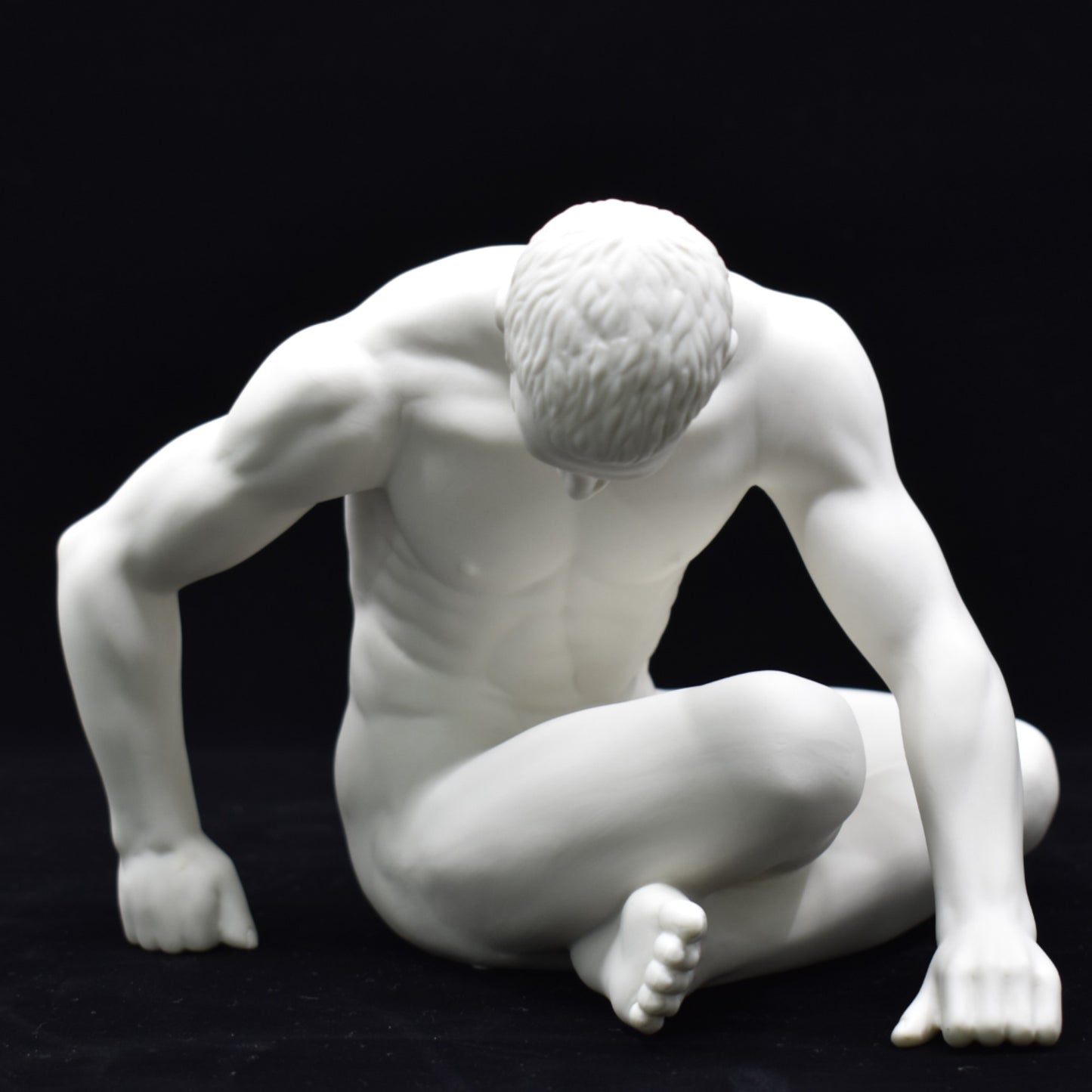 Oturan Erkek Figürü | Modern Sanatsal Body Biblo 19,5 cm