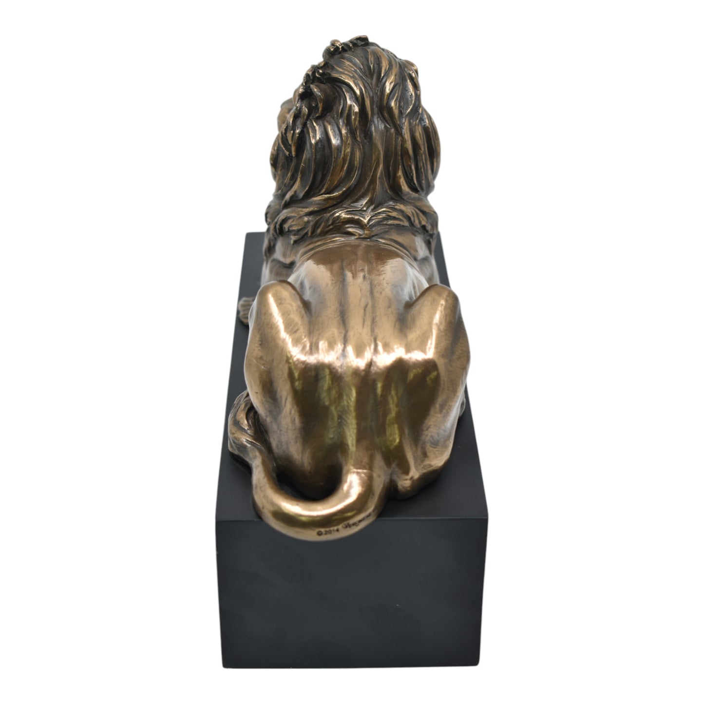 Veronese Design Kaide Üzerinde Uzanan Aslan Dekoratif Biblo 22 cm