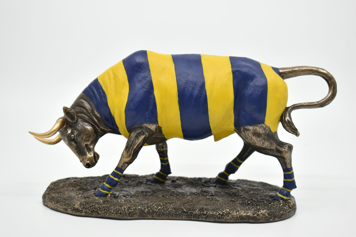 Charging Bull Dekoratif Heykel | Boğa Koleksiyon Figürü 26,5 cm