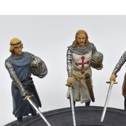 Veronese Design Kral Arthur ve 12 Şövalye Yuvarlak Masa Dekoratif Set 29,5 cm