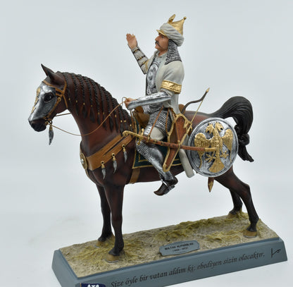 Veronese Design Sultan Alparslan Renkli Biblo – Atlı Selçuklu Hükümdarı Dekoratif Heykel 30 cm