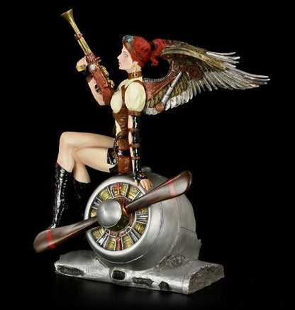 Pervane Motorunda Oturan Kadın Savaşçı Biblo Cold Cast Resin El Boyaması 21 cm