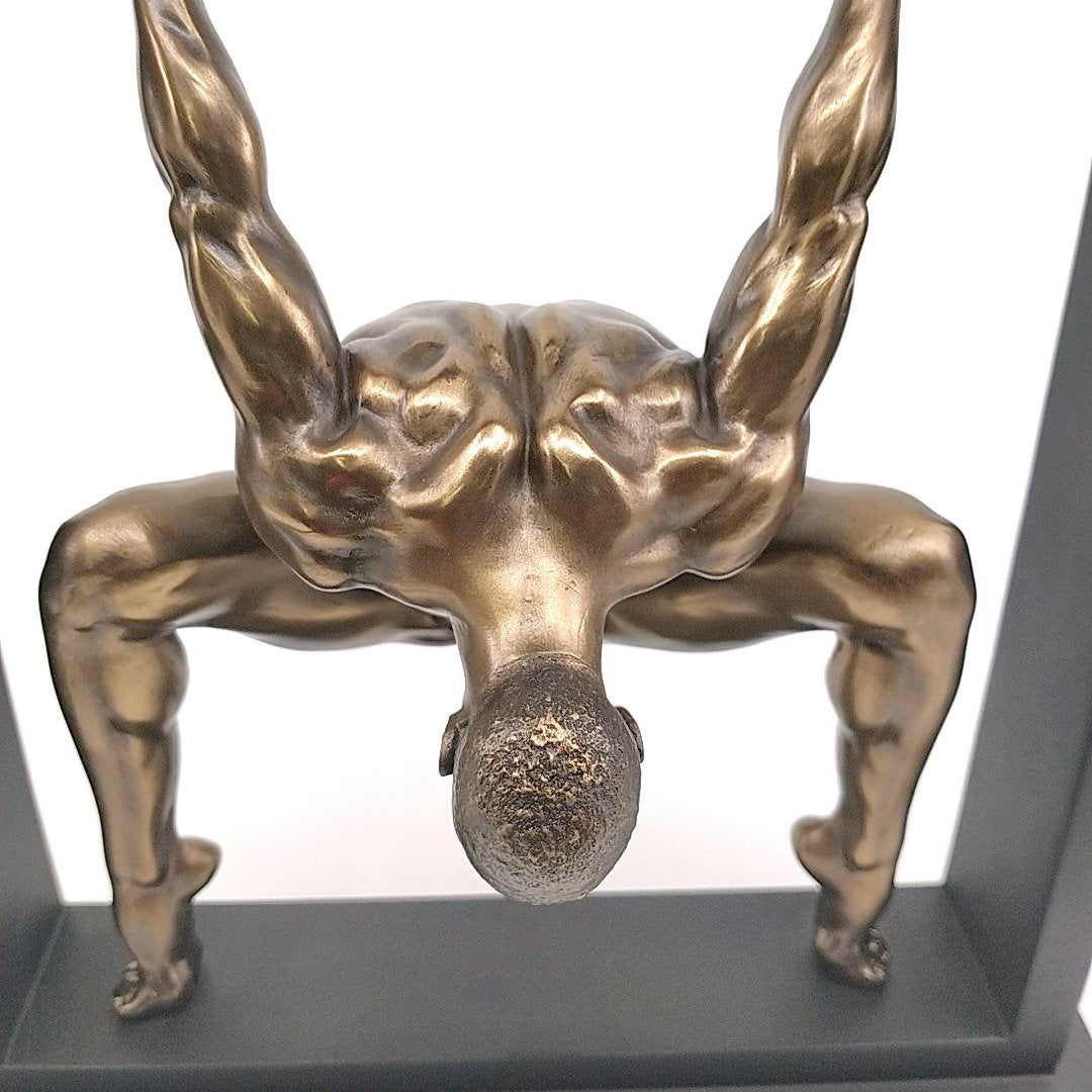 Veronese Design Modern Erkek Figürü Dekoratif Biblo 26,5 cm