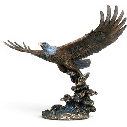 Veronese Design Kartal Balık Avında Dekoratif Biblo 54 cm